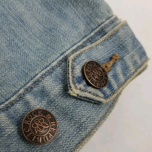 Rock & Republic Womens Jean Vest Jacket Sze M Guns - Picture 7 of 8
